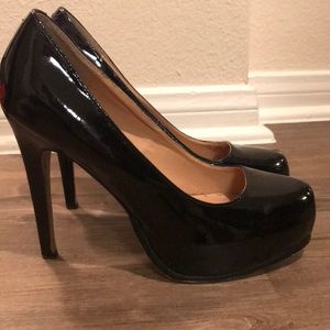 Steve Madden Black Stilettos 7.5
